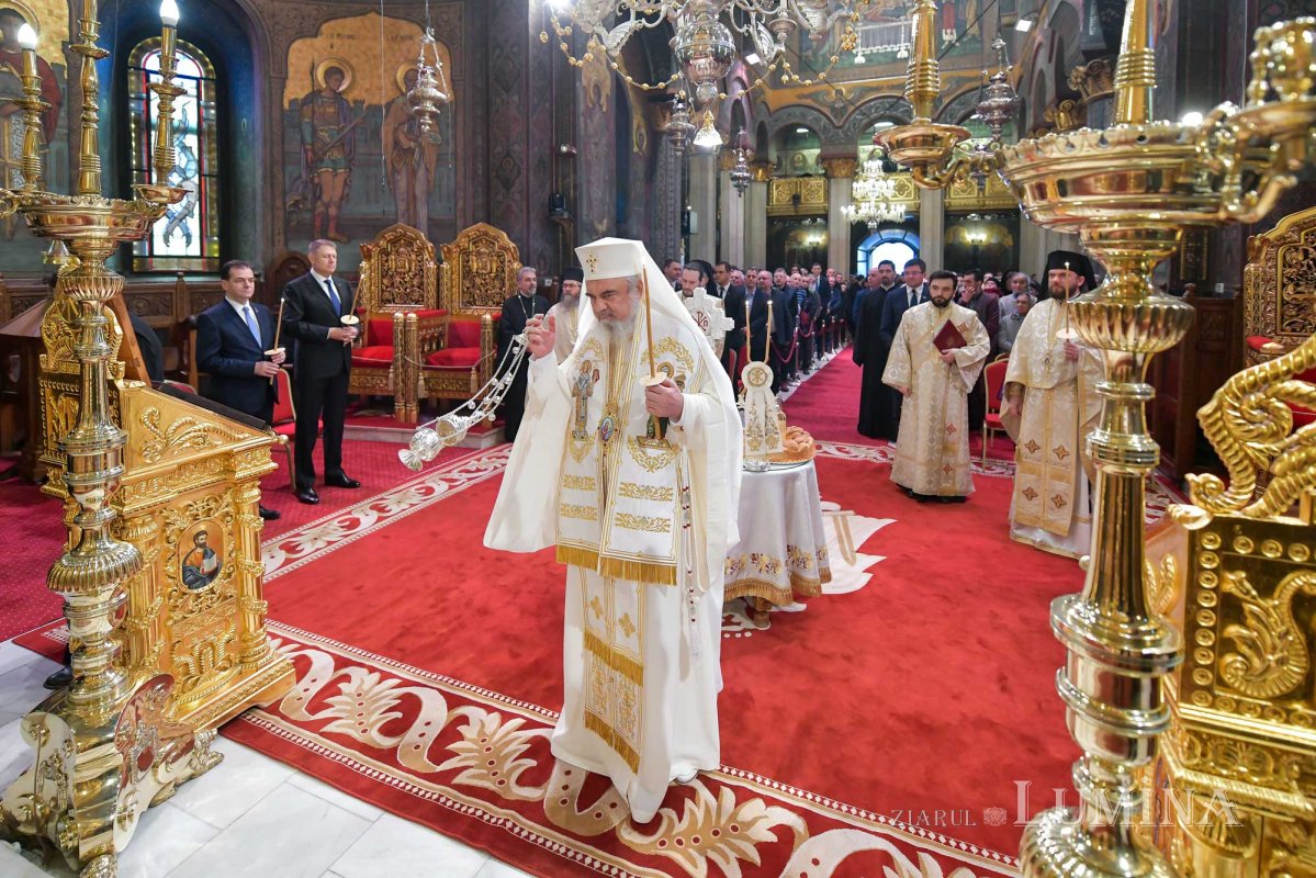 Parastas în Catedrala Patriarhală pentru eroii Revoluţiei române 135844