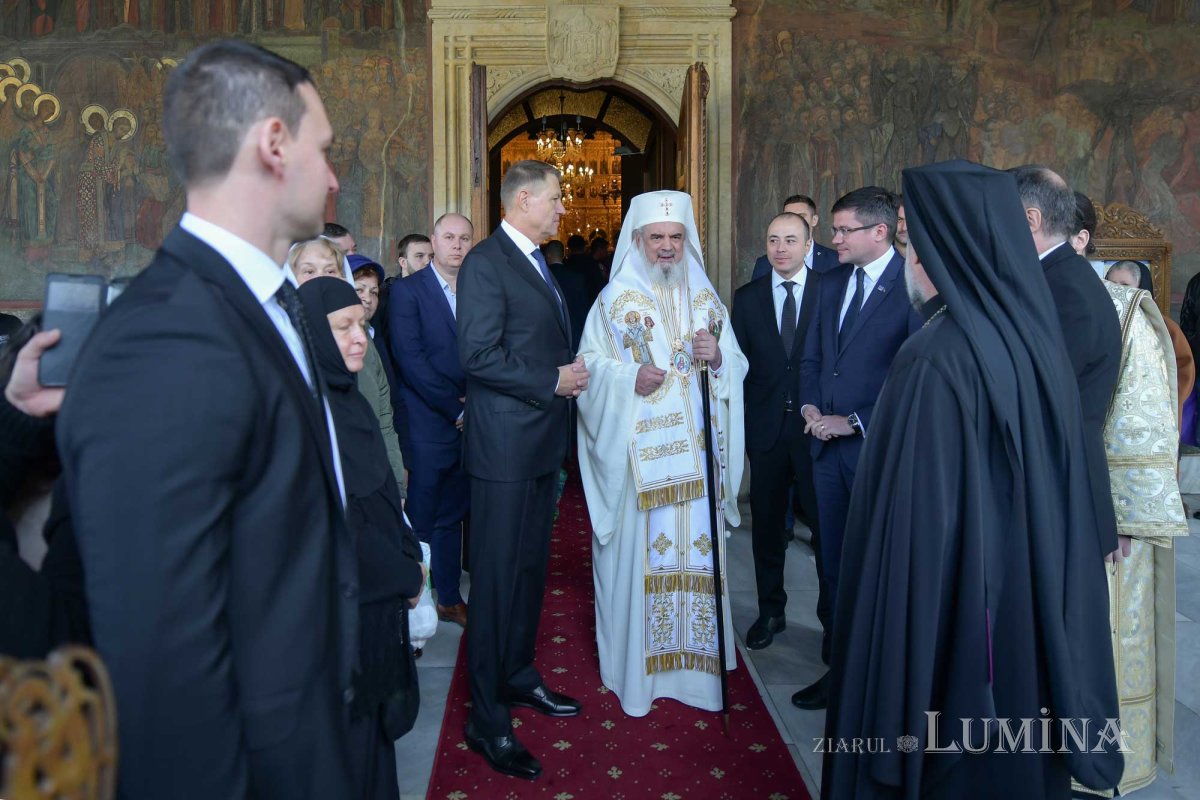 Parastas în Catedrala Patriarhală pentru eroii Revoluţiei române 135859