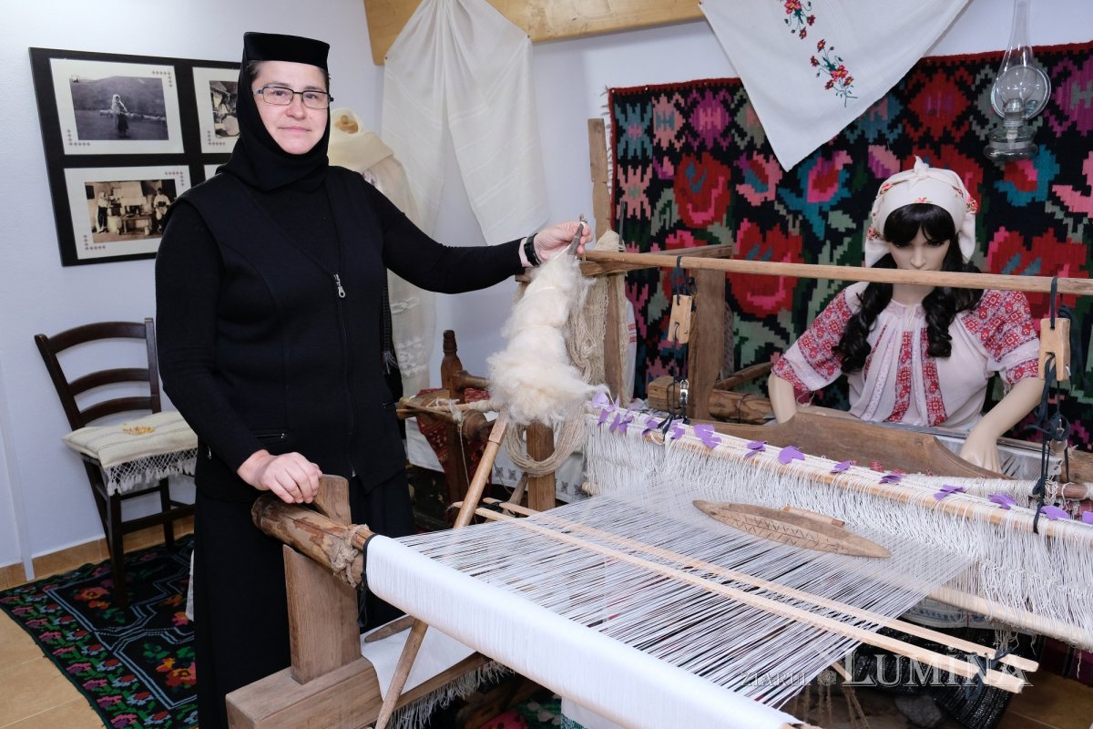 „Satul-calendar” al maicii Iustina de la Lacu-Sărat 135528