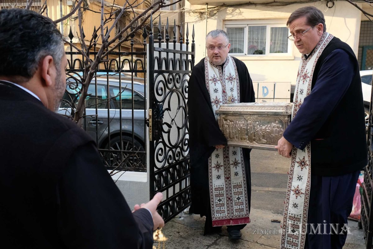 Sfânta Muceniţă Anastasia, sărbătorită la biserica sa din Capitală 135891