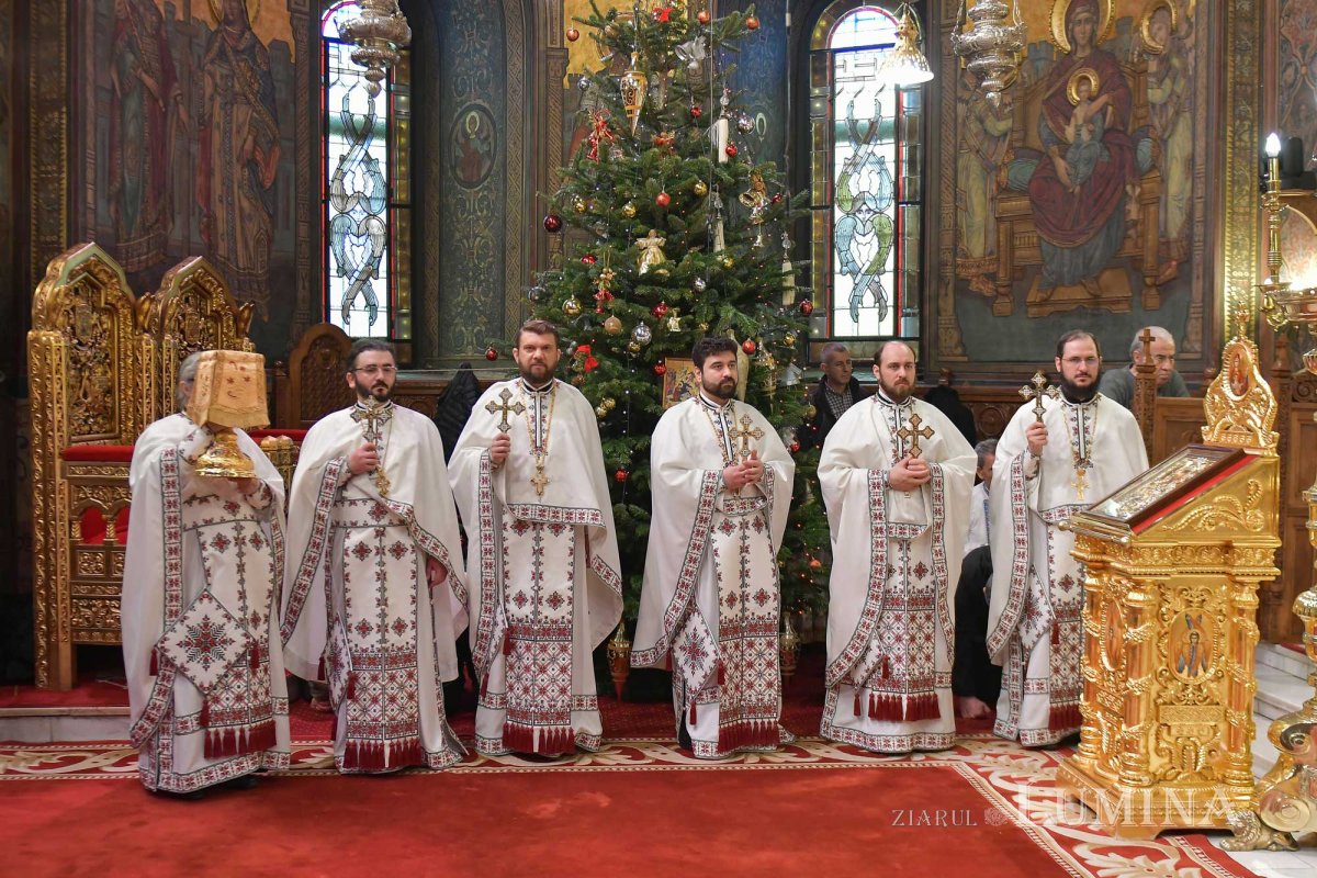 Sărbătoarea Nașterii Domnului la Catedrala Patriarhală 136041