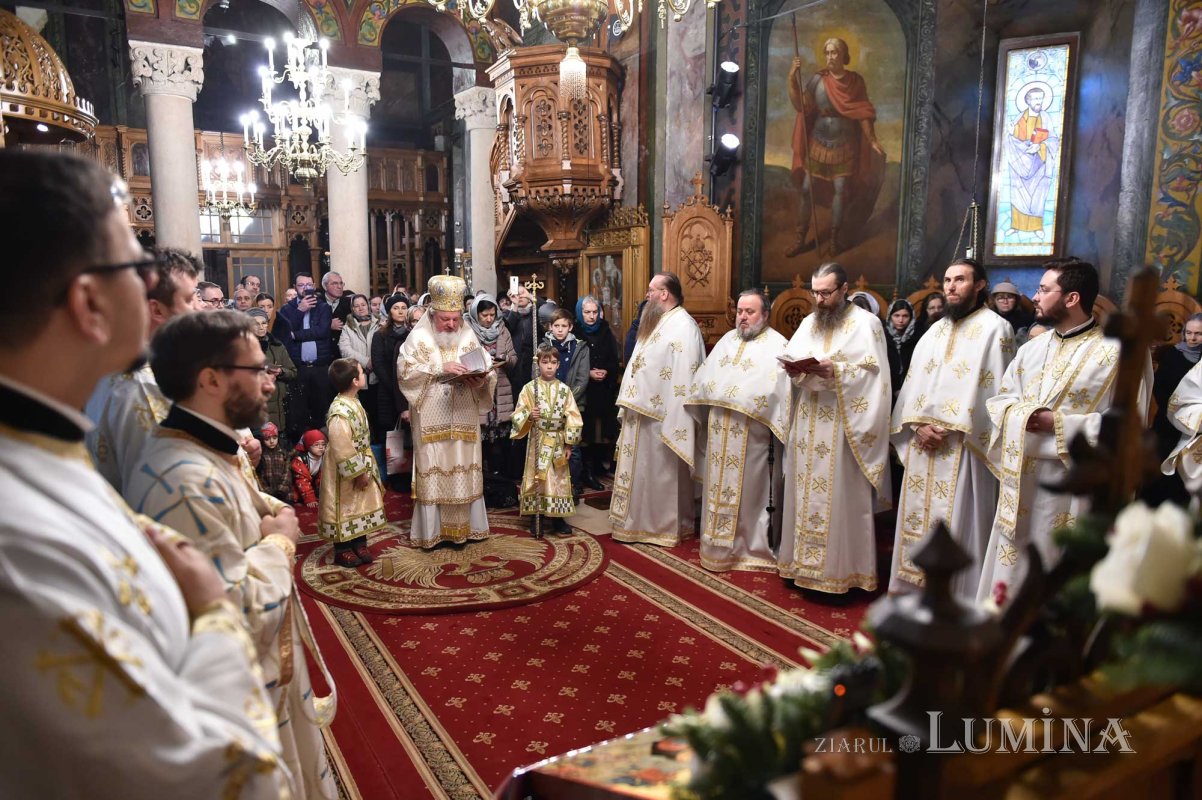 Redactorul de la „Lumina de Duminică” a primit hirotonia întru preot 136068