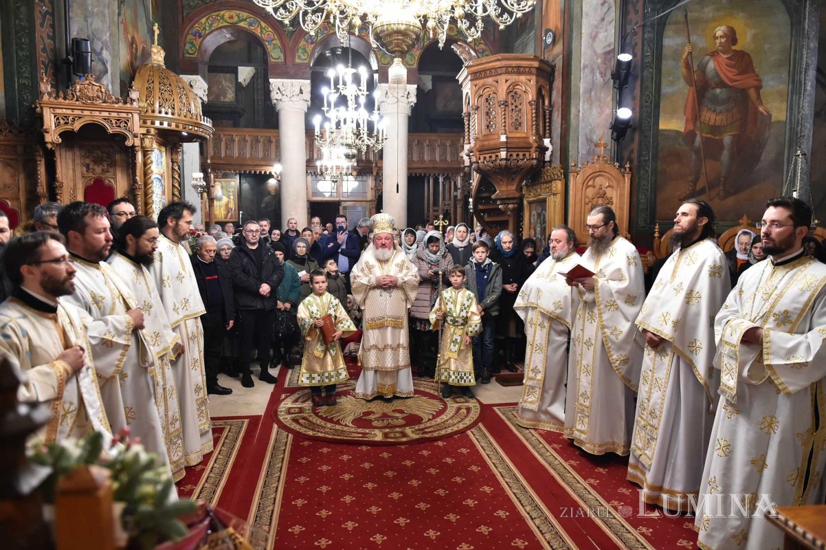 Redactorul de la „Lumina de Duminică” a primit hirotonia întru preot 136071