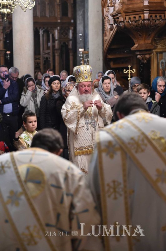 Redactorul de la „Lumina de Duminică” a primit hirotonia întru preot 136072