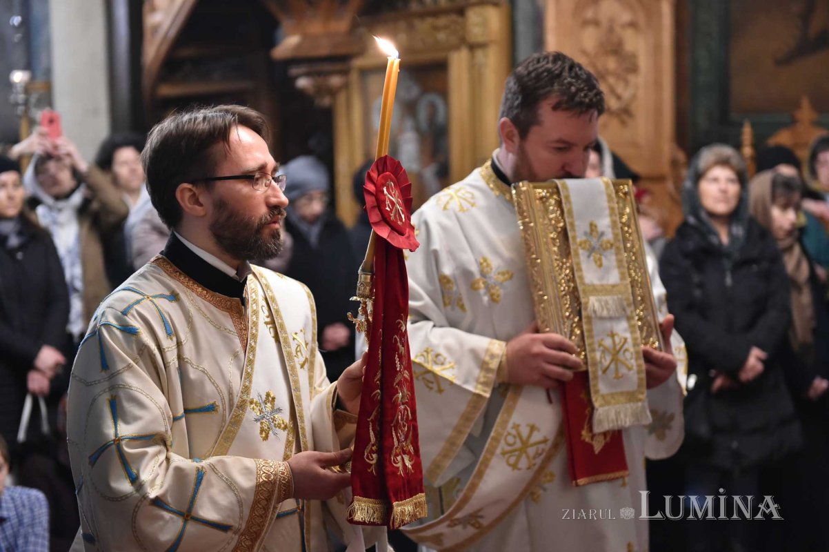 Redactorul de la „Lumina de Duminică” a primit hirotonia întru preot 136080