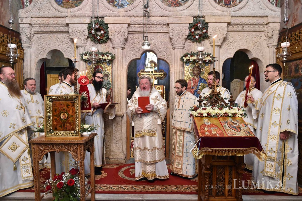 Redactorul de la „Lumina de Duminică” a primit hirotonia întru preot 136104