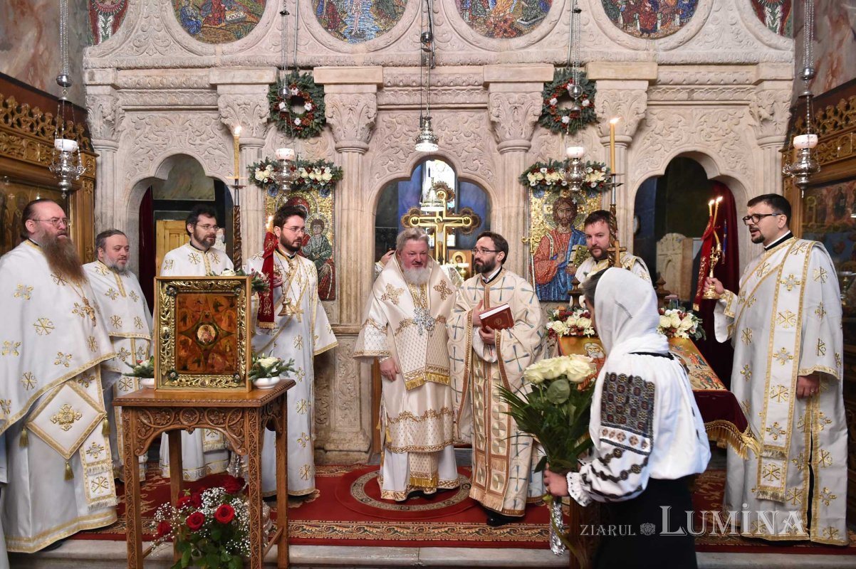 Redactorul de la „Lumina de Duminică” a primit hirotonia întru preot 136108