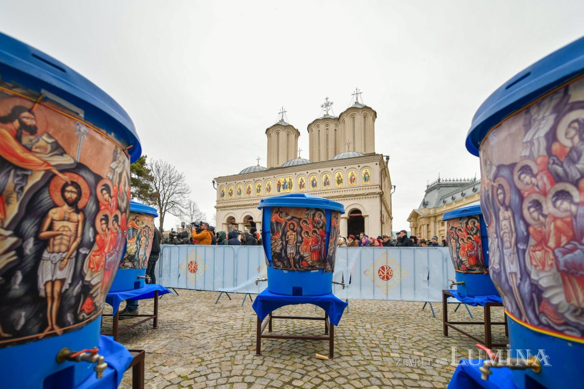 Binecuvântarea Iordanului la Catedrala Patriarhală din București 136501