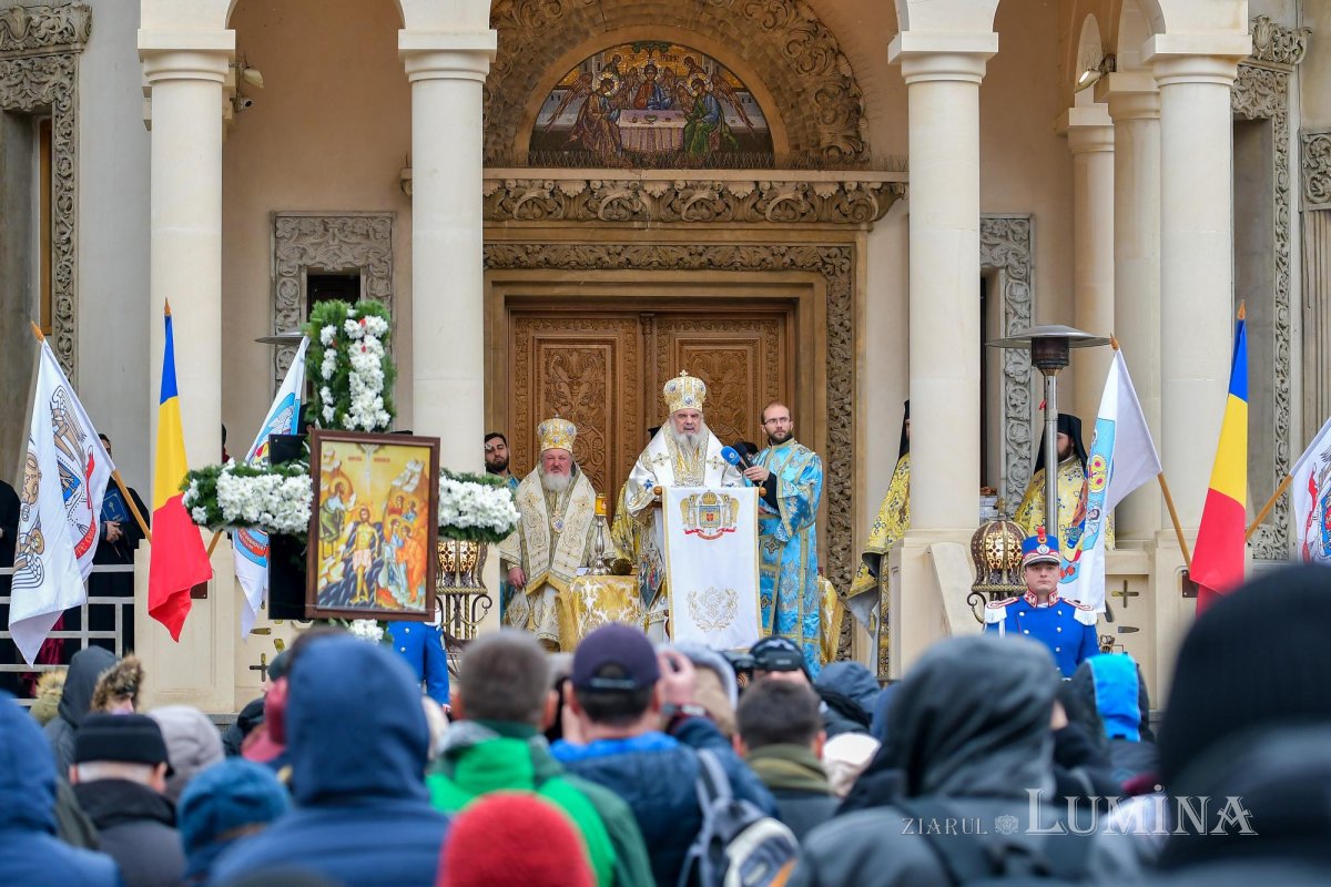 Binecuvântarea Iordanului la Catedrala Patriarhală din București 136505