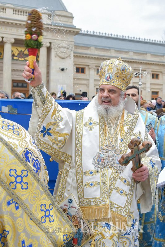 Binecuvântarea Iordanului la Catedrala Patriarhală din București 136523