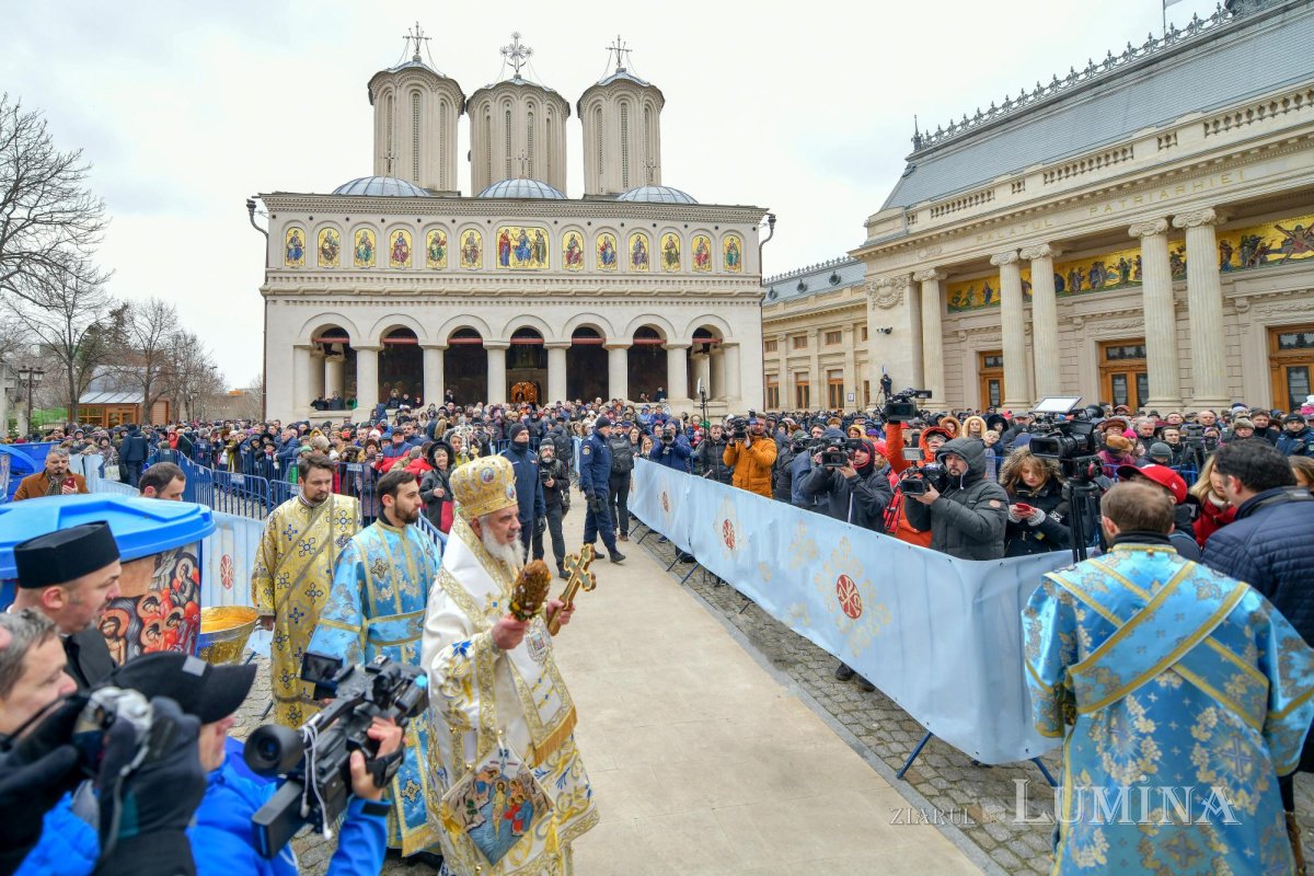 Binecuvântarea Iordanului la Catedrala Patriarhală din București 136525