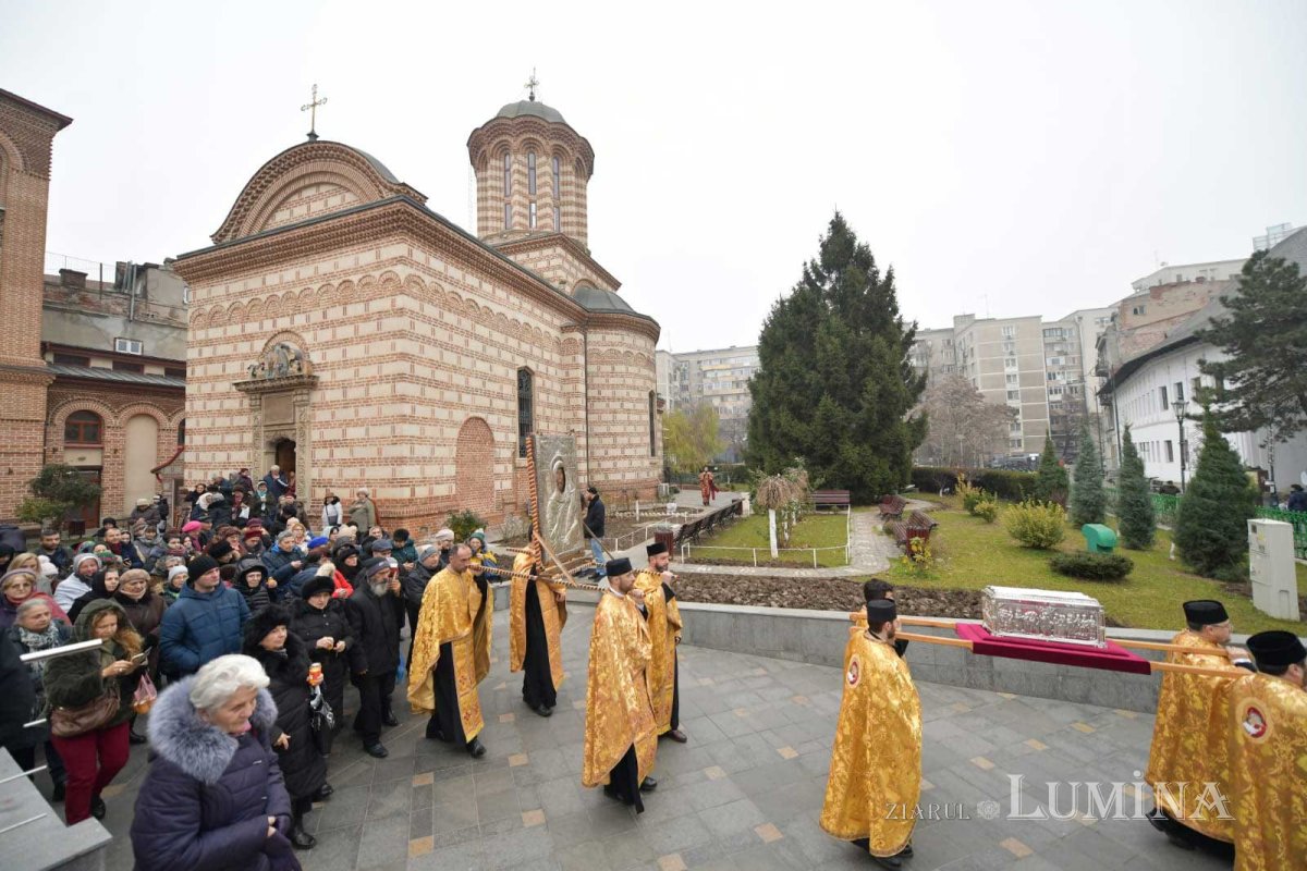 Procesiune cu moaștele și icoana Sfântului Cuvios Antonie cel Mare în Centrul Vechi 137239