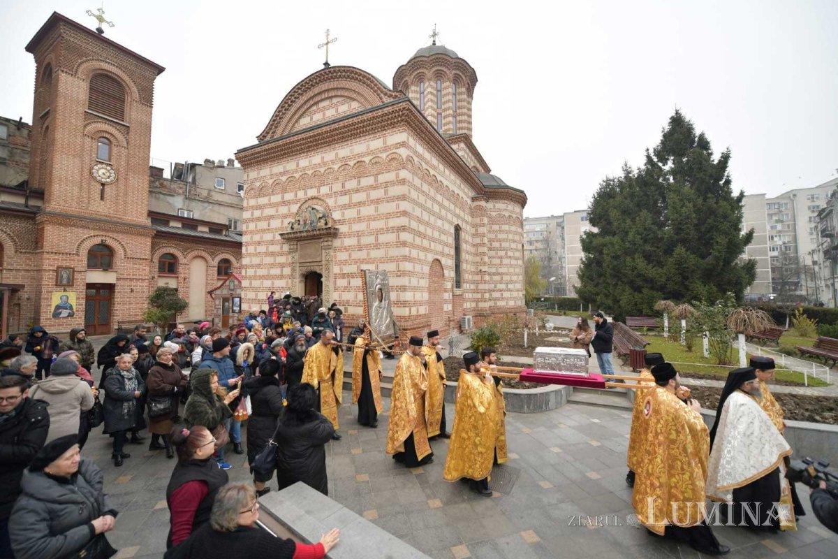 Procesiune cu moaștele și icoana Sfântului Cuvios Antonie cel Mare în Centrul Vechi 137243