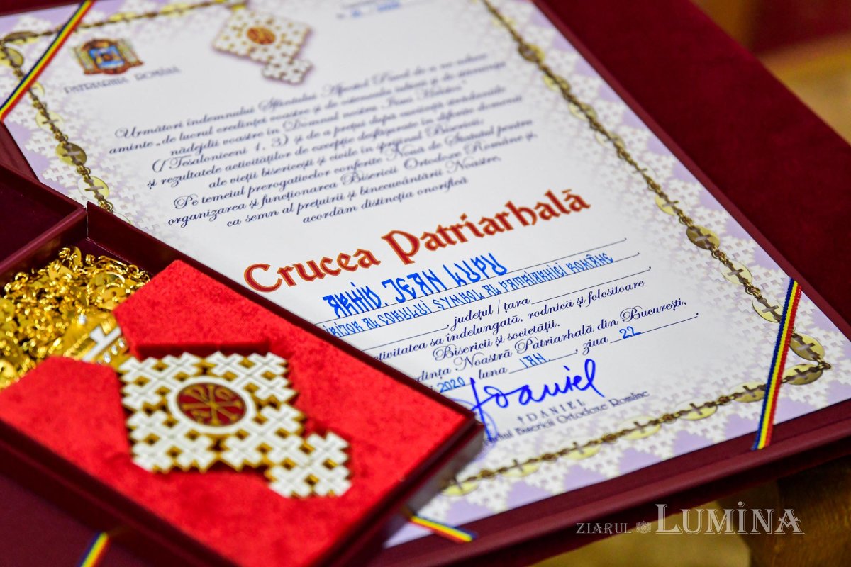 Distincție pentru fondatorul Corului de copii și tineret „Symbol” 137734