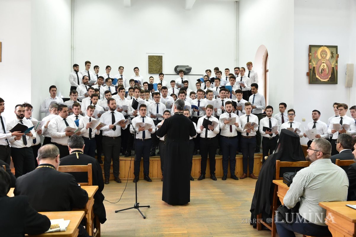 Sărbătoarea Sfinților Trei Ierarhi, icoană a comuniunii şi frăţietăţii 138251