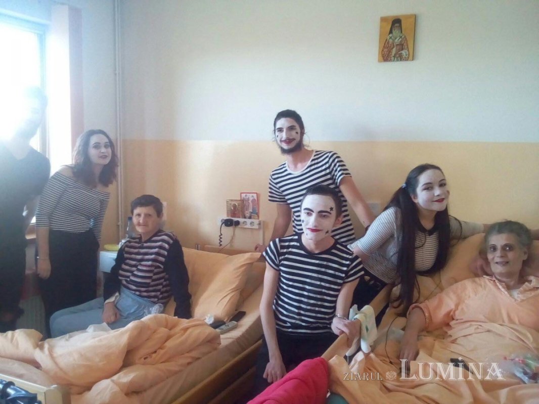 O sublimă lecție de viață într-un spital al Bisericii 139251