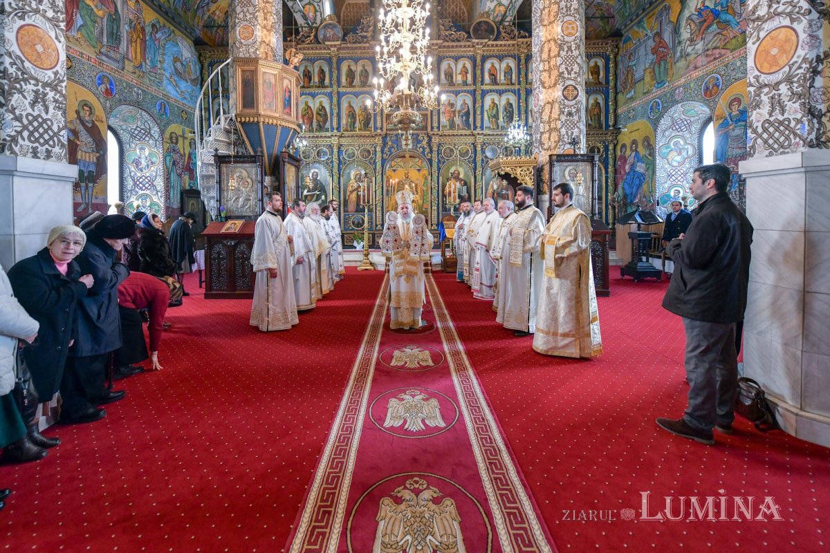 Arhiepiscopul Dunării de Jos a aniversat trei decenii de slujire arhierească 139428