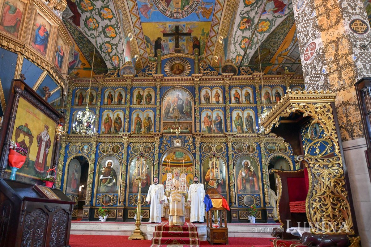 Arhiepiscopul Dunării de Jos a aniversat trei decenii de slujire arhierească 139429