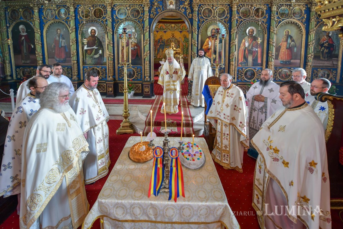 Arhiepiscopul Dunării de Jos a aniversat trei decenii de slujire arhierească 139439