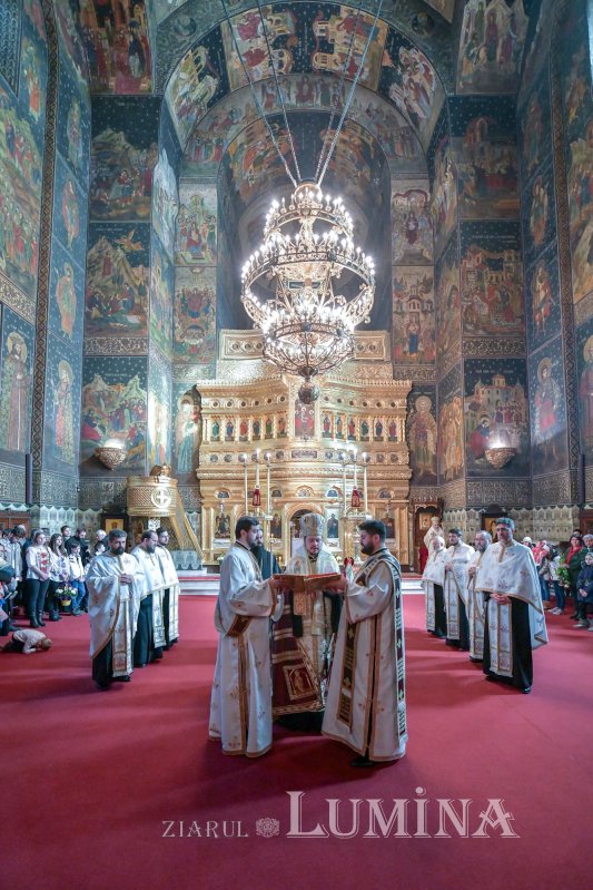 Arhiepiscopul Dunării de Jos a aniversat trei decenii de slujire arhierească 139451