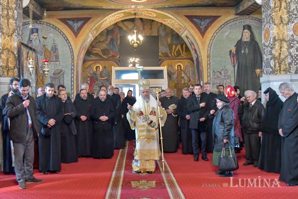 Arhiepiscopul Dunării de Jos a aniversat trei decenii de slujire arhierească 139459