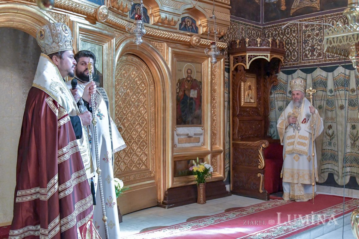 Arhiepiscopul Dunării de Jos a aniversat trei decenii de slujire arhierească 139467