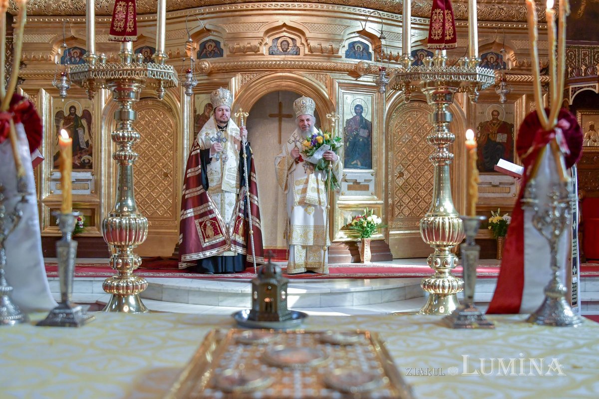 Arhiepiscopul Dunării de Jos a aniversat trei decenii de slujire arhierească 139469