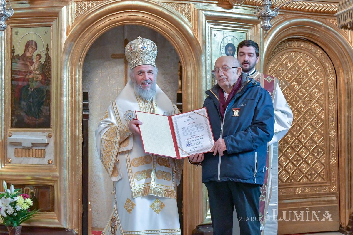 Arhiepiscopul Dunării de Jos a aniversat trei decenii de slujire arhierească 139471