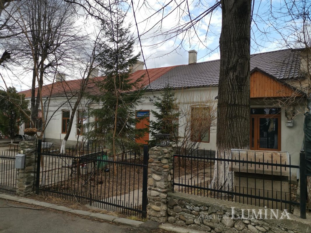 Părintele Emilian Vasiloschi, ctitor de cultură și de viață spirituală 139493