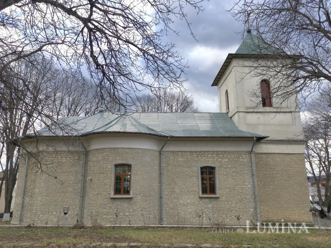 Părintele Emilian Vasiloschi, ctitor de cultură și de viață spirituală 139494