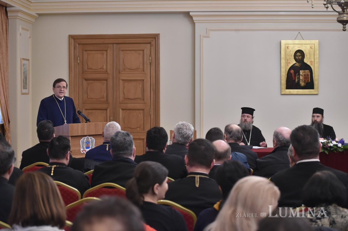 Adunarea Generală a Casei de Ajutor Reciproc a Arhiepiscopiei Bucureștilor 139593