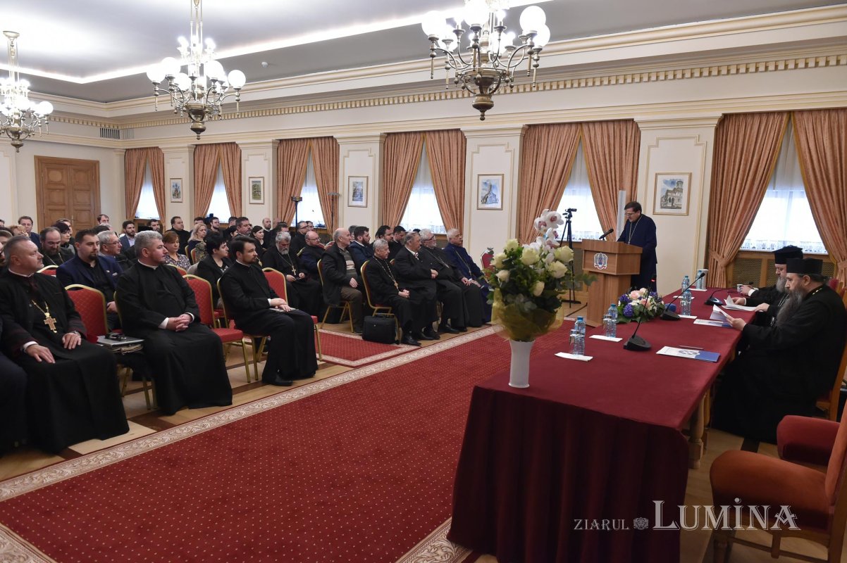 Adunarea Generală a Casei de Ajutor Reciproc a Arhiepiscopiei Bucureștilor 139596