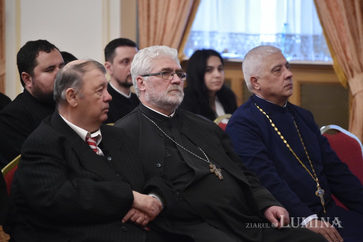 Adunarea Generală a Casei de Ajutor Reciproc a Arhiepiscopiei Bucureștilor 139598