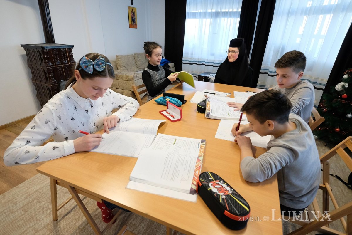 Piatra Fântânele, locul unde se zidește veșnicia 139570