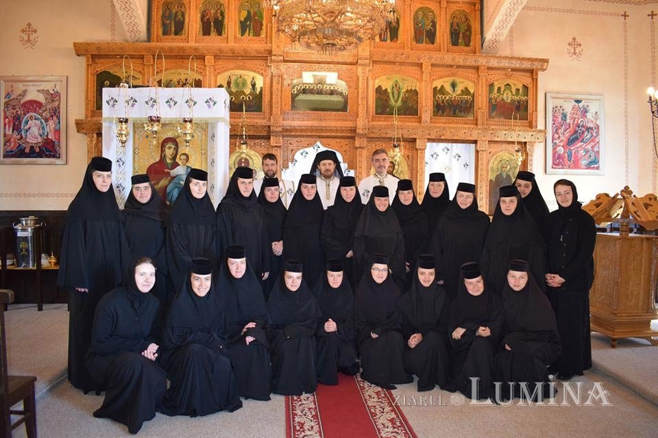 Piatra Fântânele, locul unde se zidește veșnicia 139577