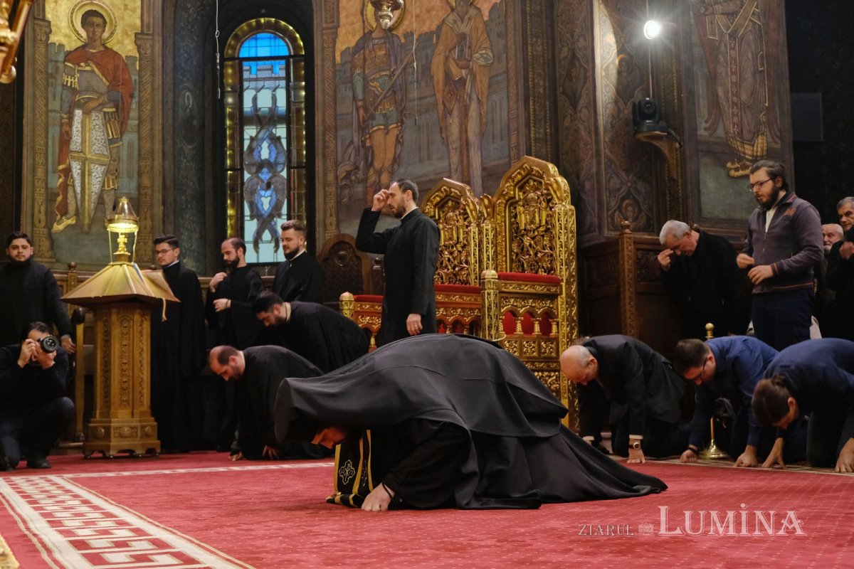 „Sfântul şi Marele Post, şcoală a credinţei şi a pocăinţei” 140225