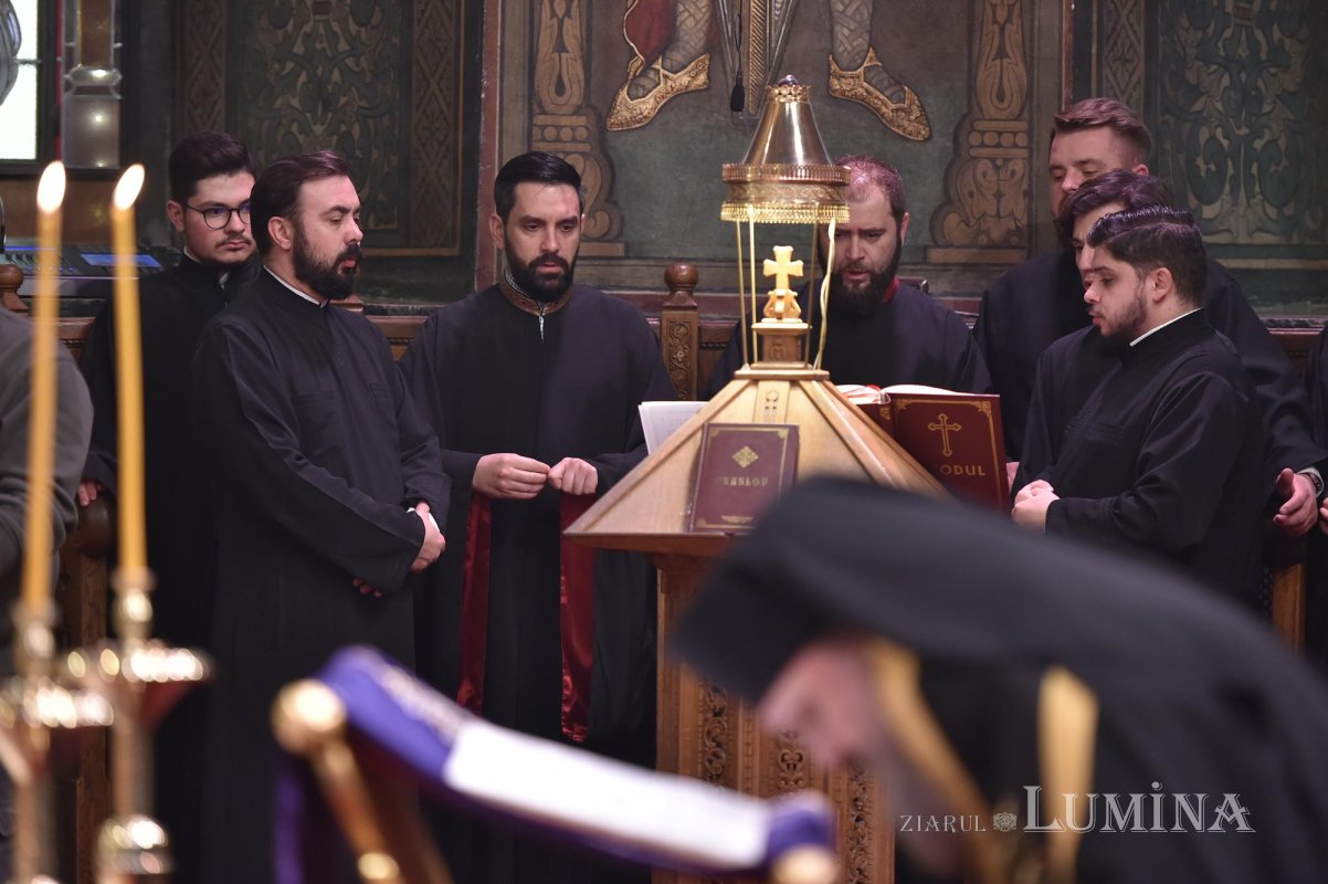 Ultima parte a slujbei Canonului Mare, la Catedrala Patriarhală 140482