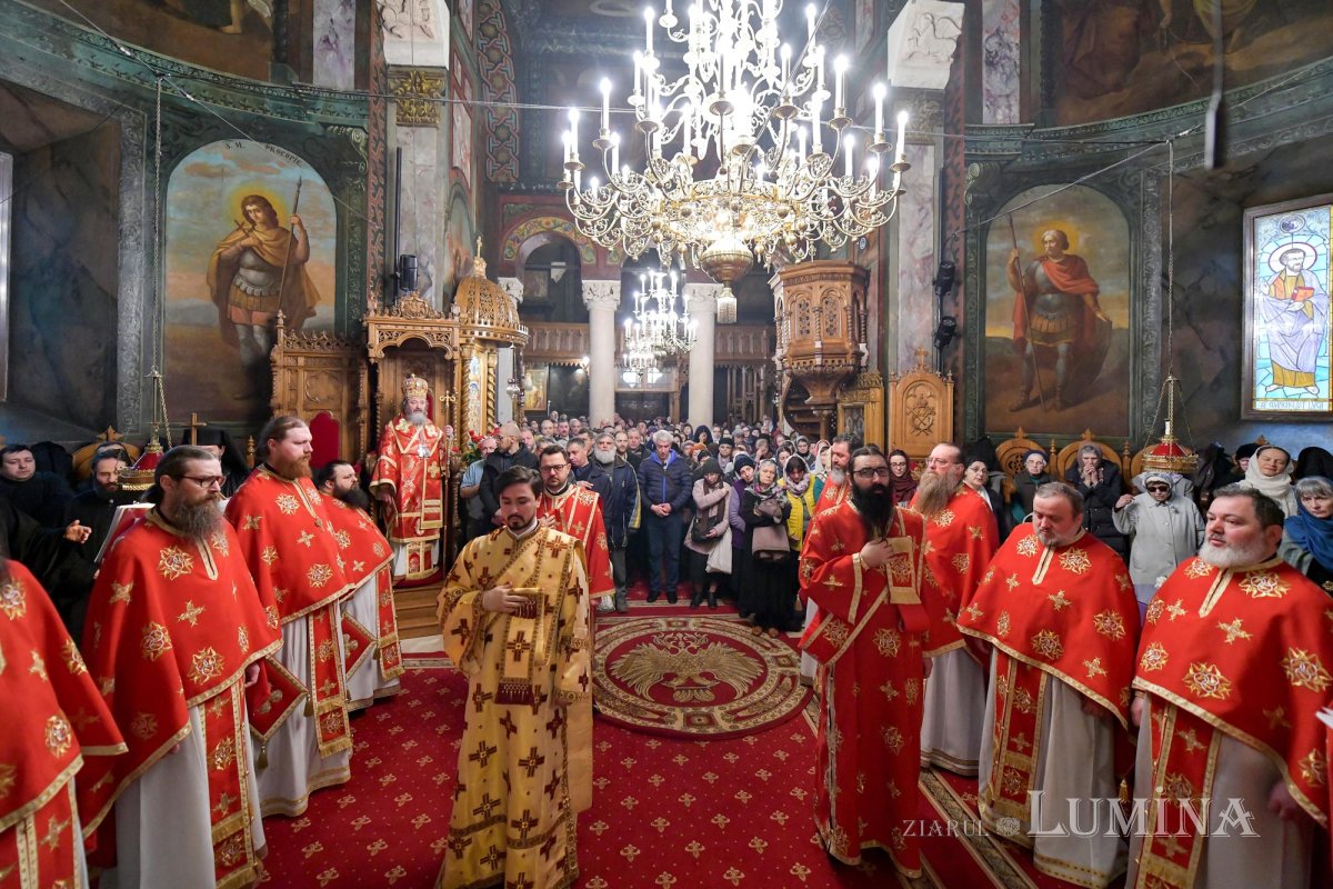 ­Sfinții 40 de Mucenici, cinstiți la Mănăstirea Antim din Capitală 140617