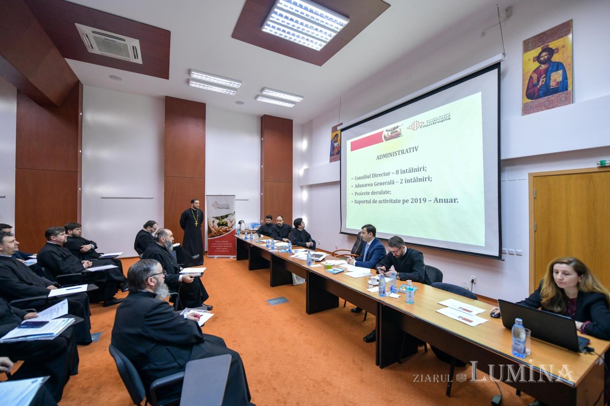 Adunarea Generală ­a Federației Filantropia, la București 140878