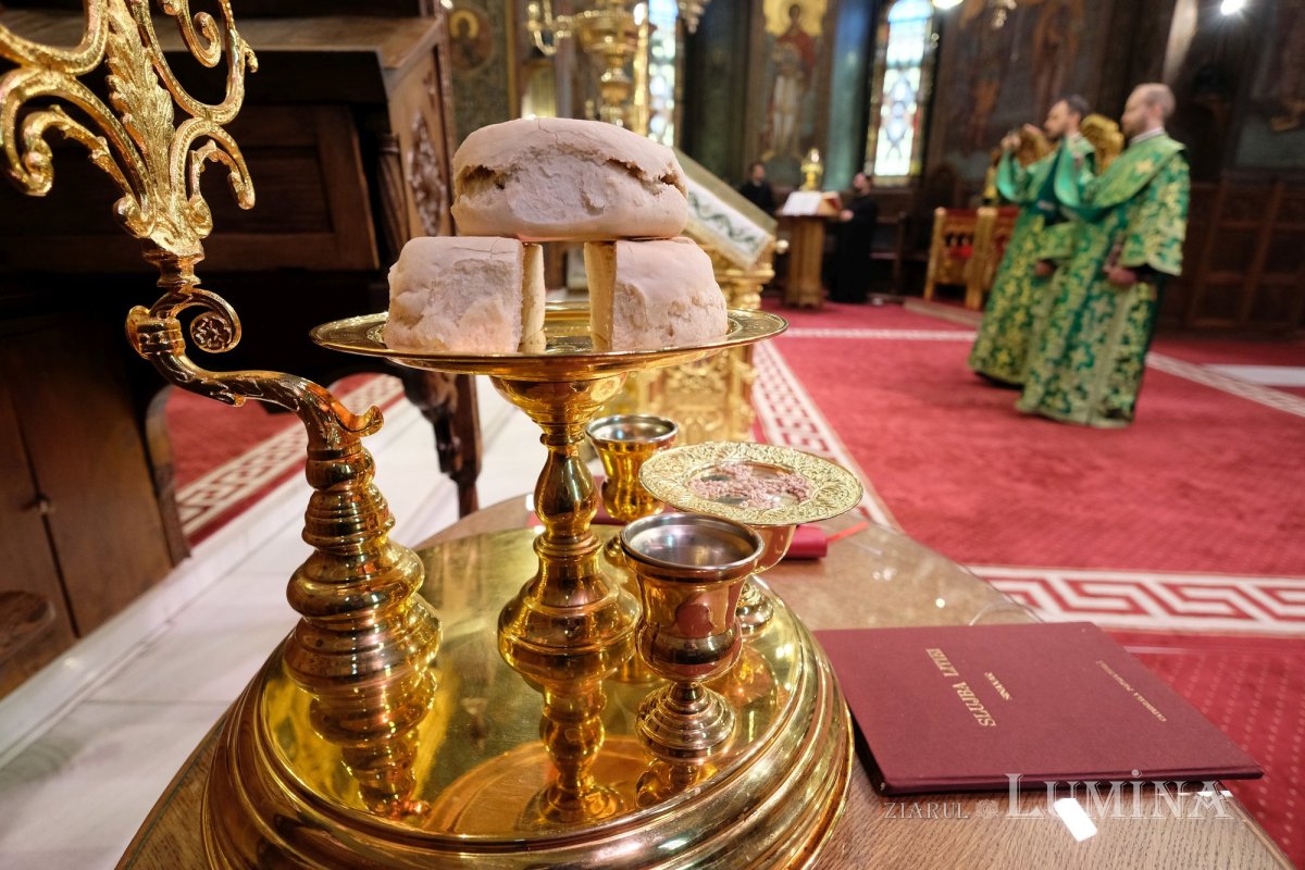 Sfințirea ramurilor de salcie și de finic la Catedrala Patriarhală 142580