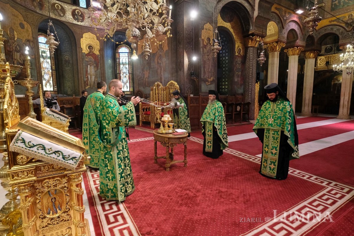 Sfințirea ramurilor de salcie și de finic la Catedrala Patriarhală 142581