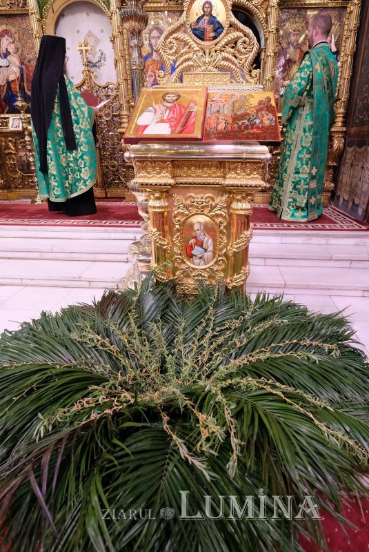 Sfințirea ramurilor de salcie și de finic la Catedrala Patriarhală 142591