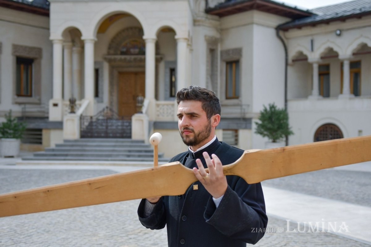 Denia Din Sfanta È™i Marea MarÈ›i La Catedrala PatriarhalÄƒ