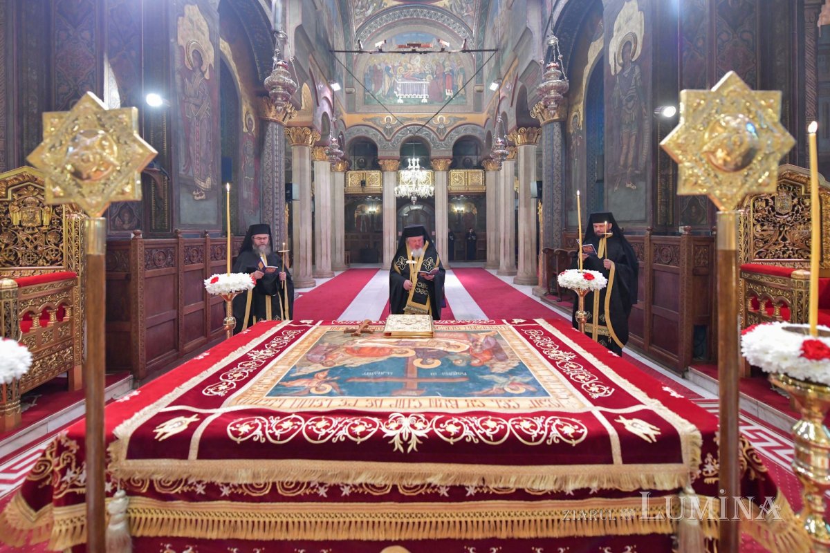 Denia Prohodului Domnului la Catedrala Patriarhală 143106