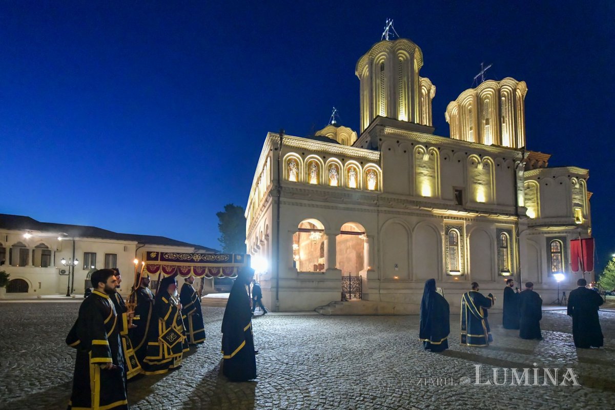 Denia Prohodului Domnului la Catedrala Patriarhală 143117