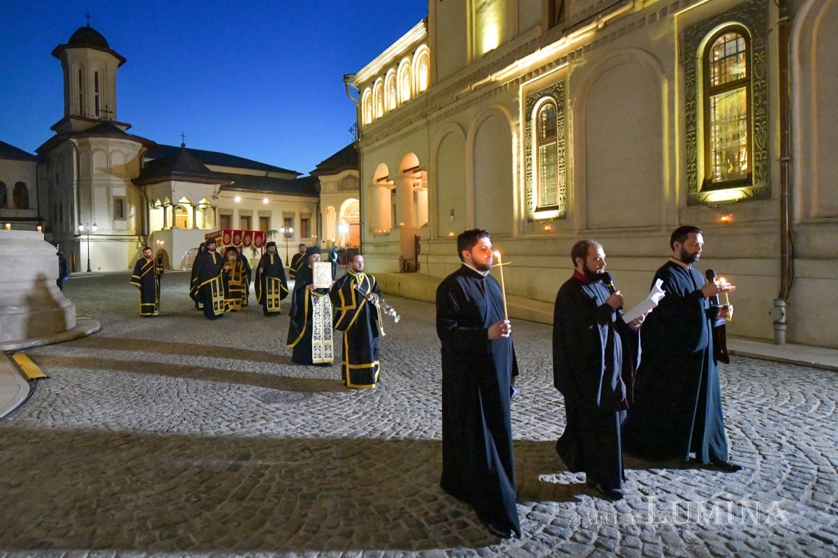Denia Prohodului Domnului la Catedrala Patriarhală 143118