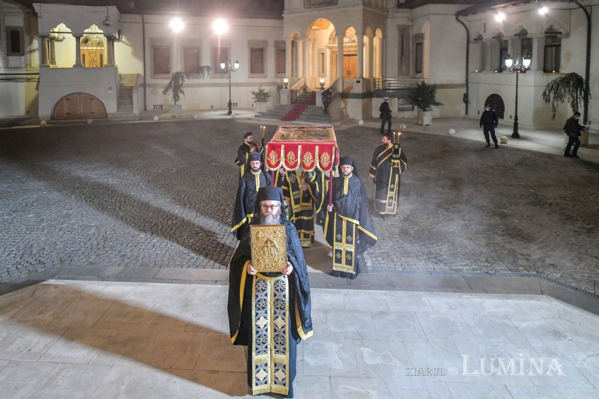Denia Prohodului Domnului la Catedrala Patriarhală 143124