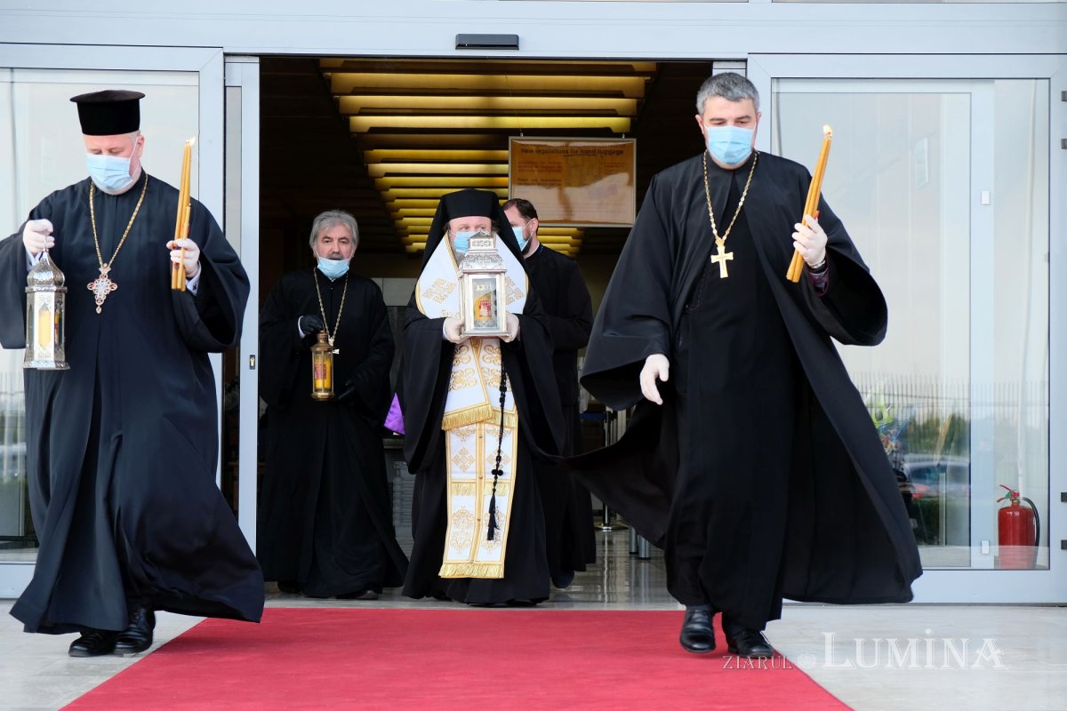 Minunea de la Mormântul Domnului, speranță în vreme de pandemie 143200