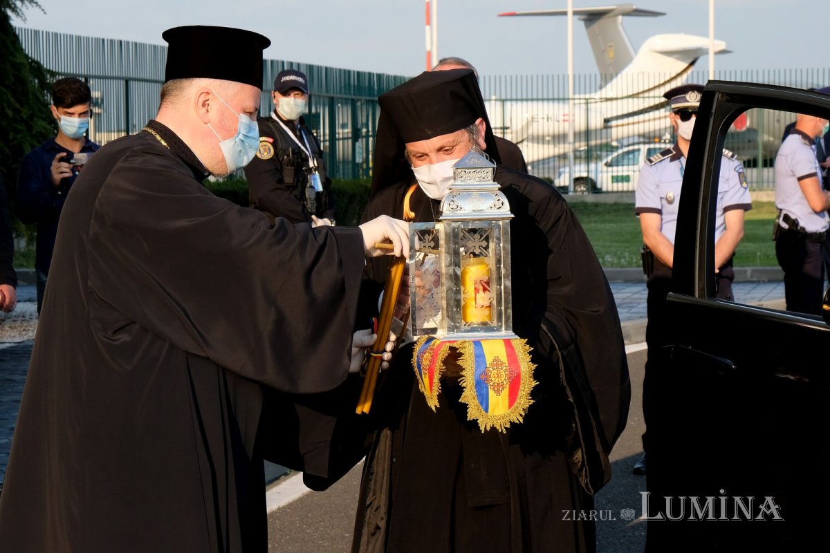 Minunea de la Mormântul Domnului, speranță în vreme de pandemie 143206