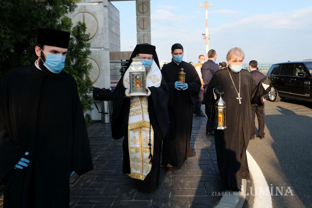 Minunea de la Mormântul Domnului, speranță în vreme de pandemie 143212